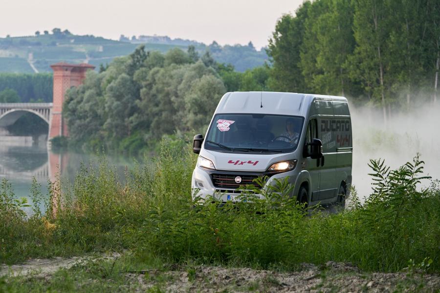  Fiat Ducato 4x4 Show Car 2017 года  (фото 2 из 21)